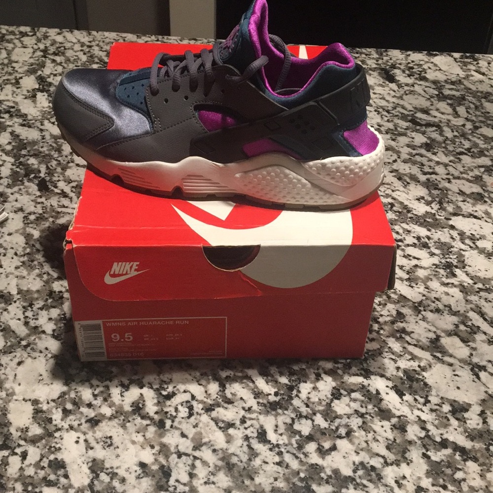 Nike Air huaraches Dark grey/teal.